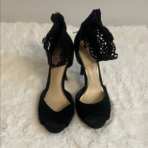 Jessica Simpson Black Peep-Toe Heels